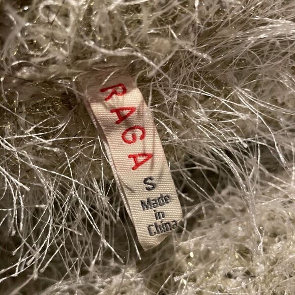 Raga Shimmer Fuzzy Holiday‎ Sweater Women’s Small Tinsel V-Neck - Picture 4 of 6